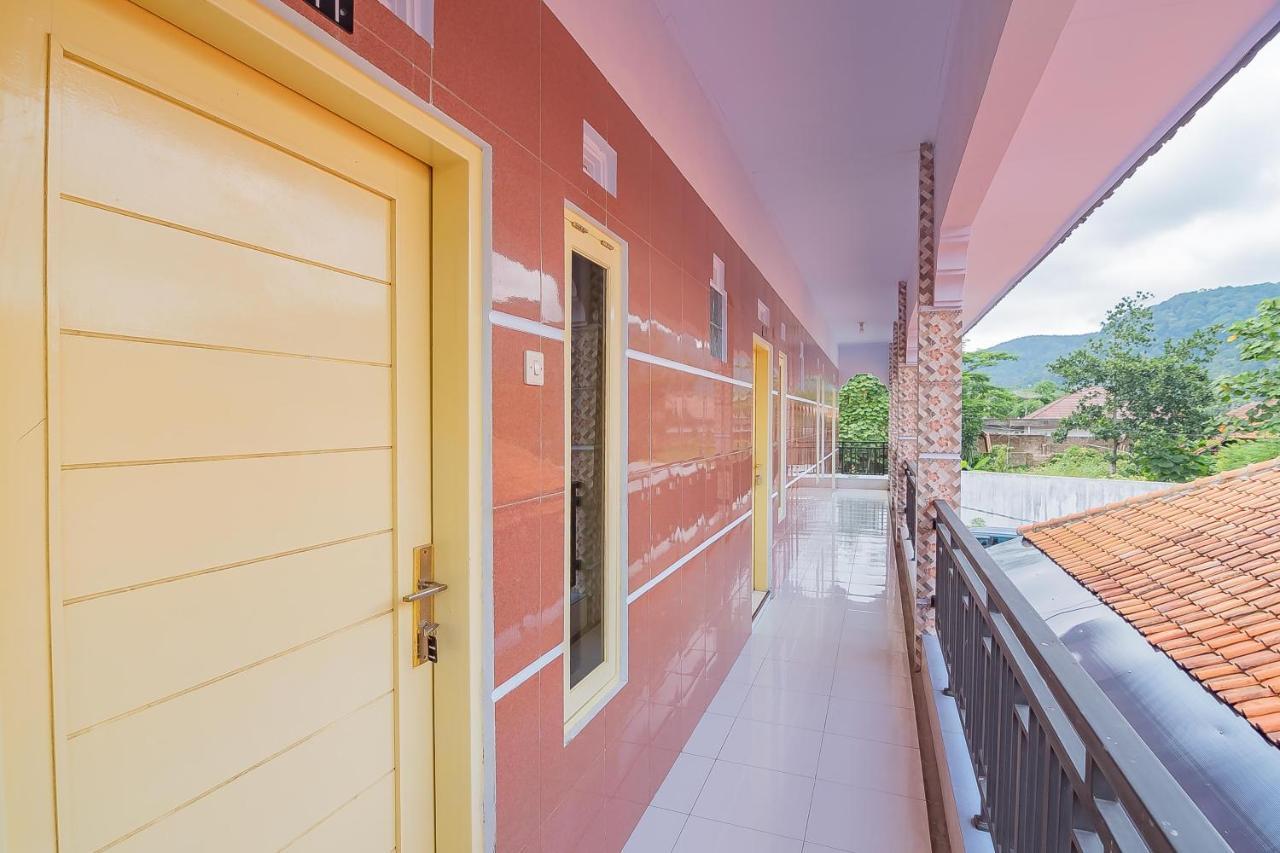 Reddoorz Syariah @ Tambak Mekar Street Subang Hotel Djalantjagak Exterior foto